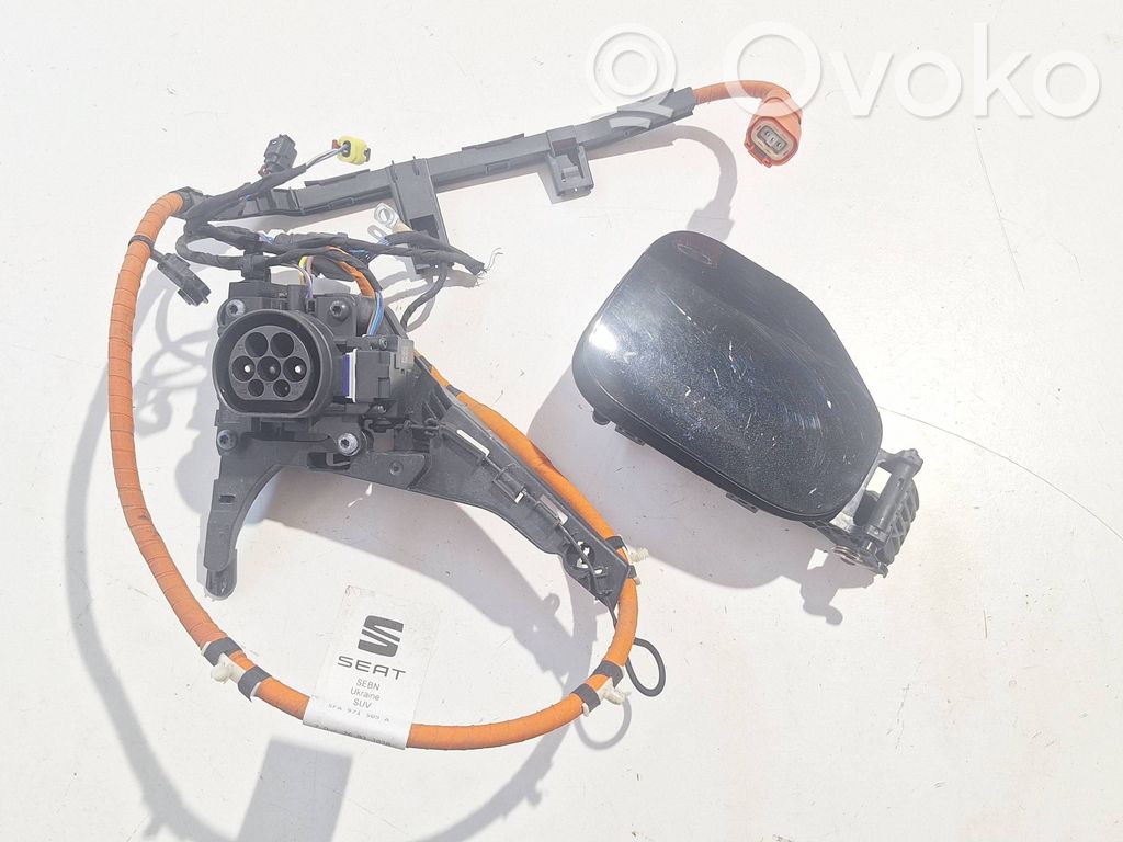 Seat Leon IV Gniazdo ładowania samochodu elektrycznego 