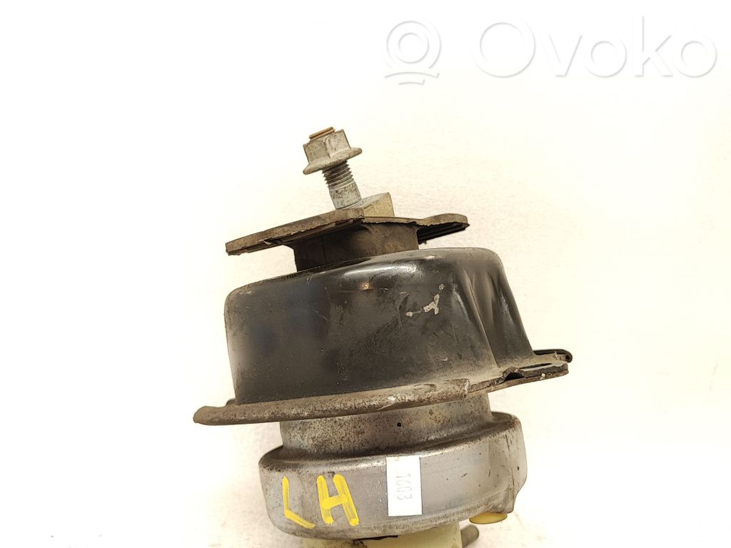 BMW X5 F15 Engine mount bracket 