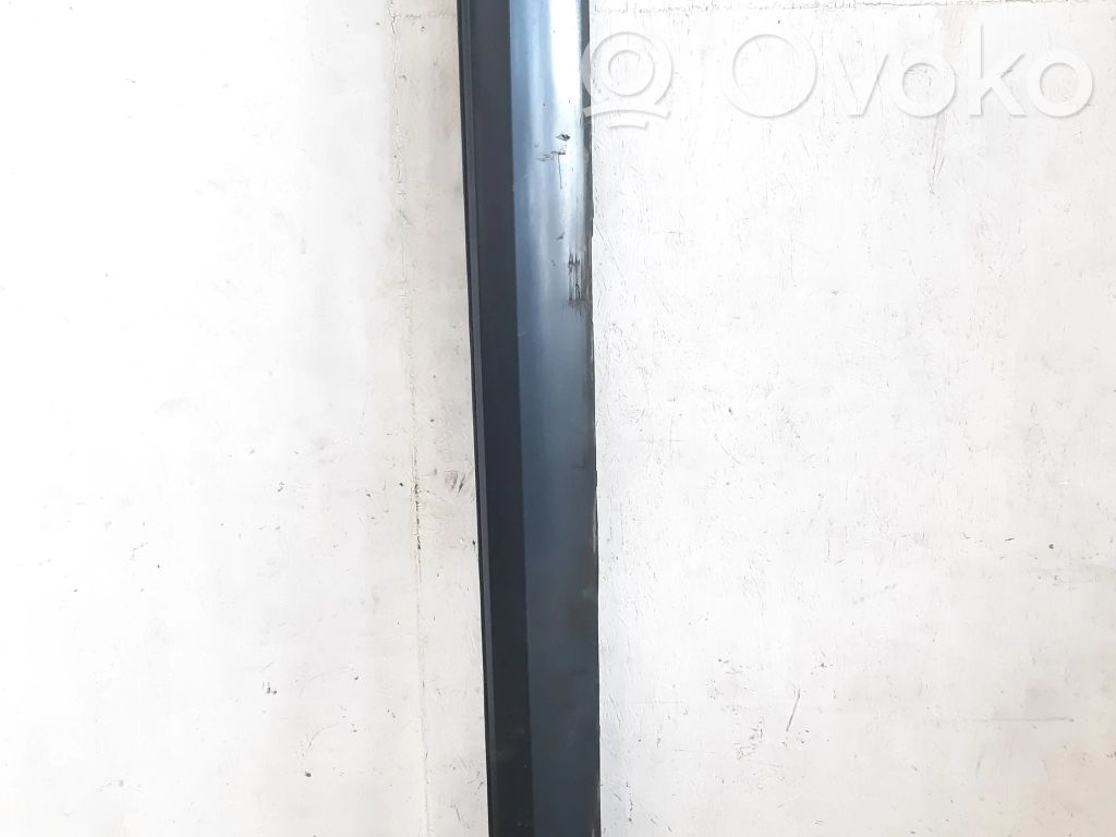 Volvo S90, V90 Listón 
