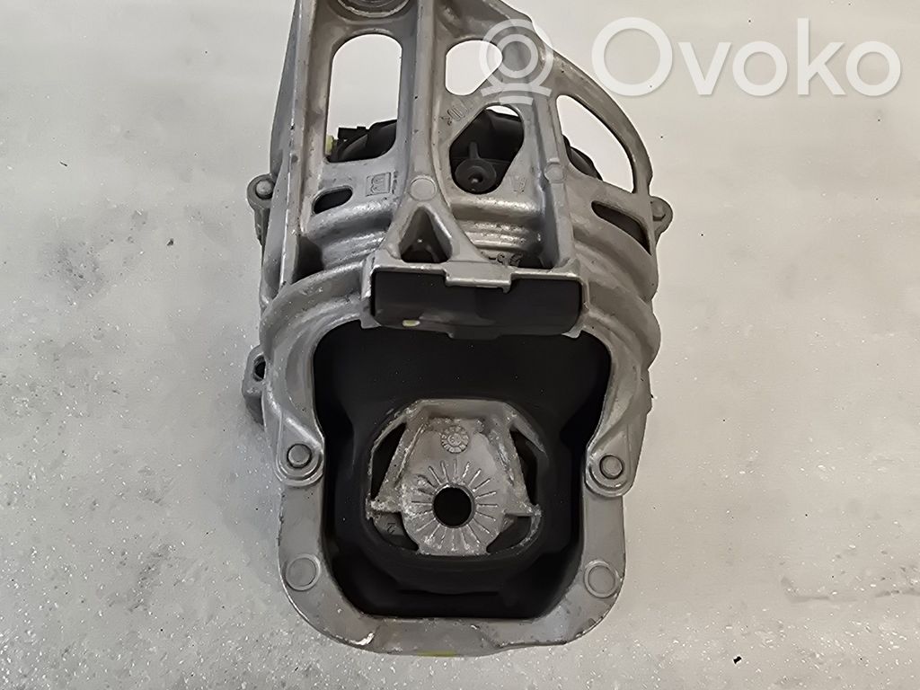 Engine mount bracket   4M0199371