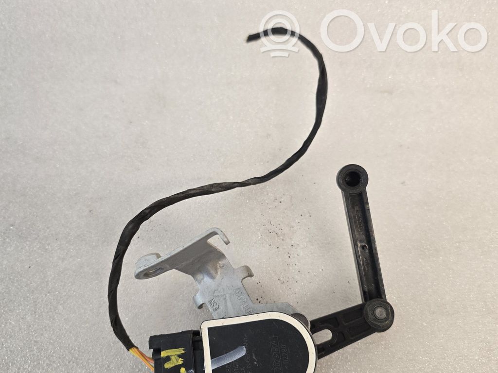 Volvo XC40 Rear air suspension level height sensor 