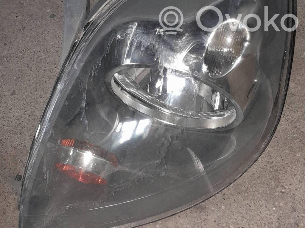 Lampa przednia   E13125,2683,07122310