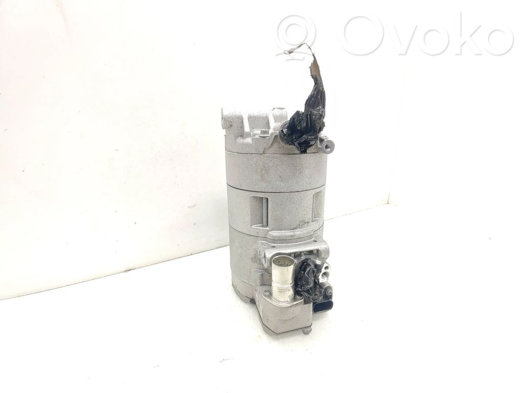 BMW 5 G30 G31 G38 Air conditioning (A/C) compressor (pump) 