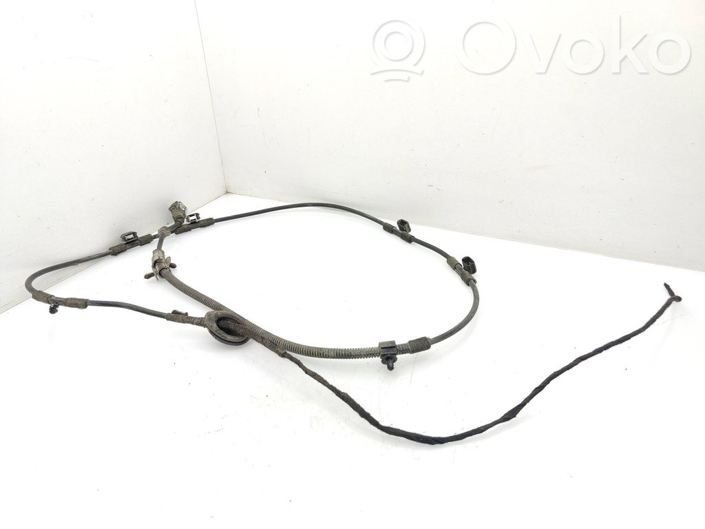 Volkswagen Transporter - Caravelle T5 Rear ABS sensor wiring 