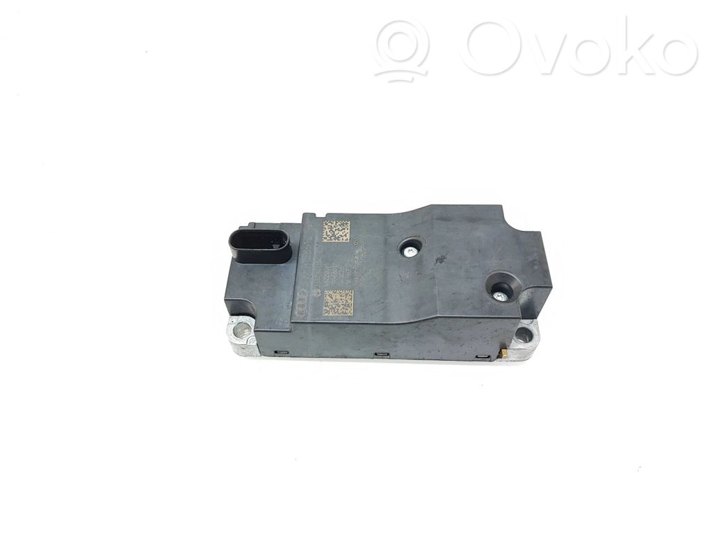 Volkswagen Touareg III Steering wheel lock 