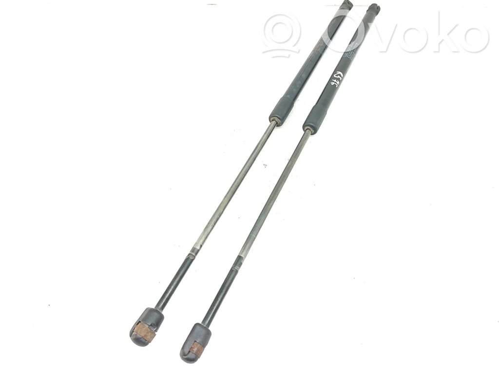 Volvo V40 Tailgate/trunk strut/damper 