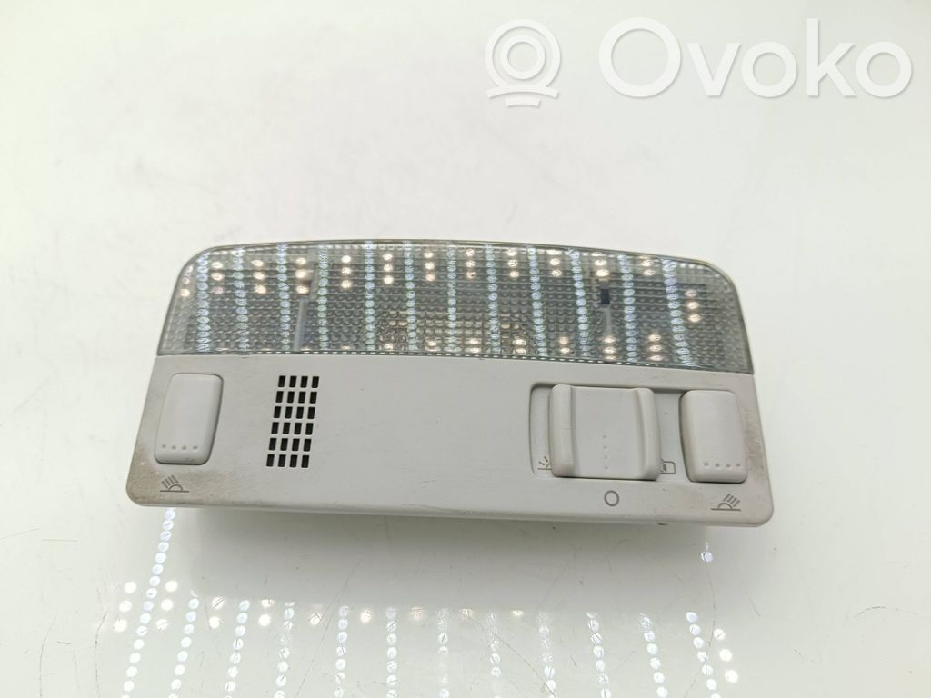 Skoda Octavia Mk2 (1Z) Galinių vietų apšvietimo žibintas 