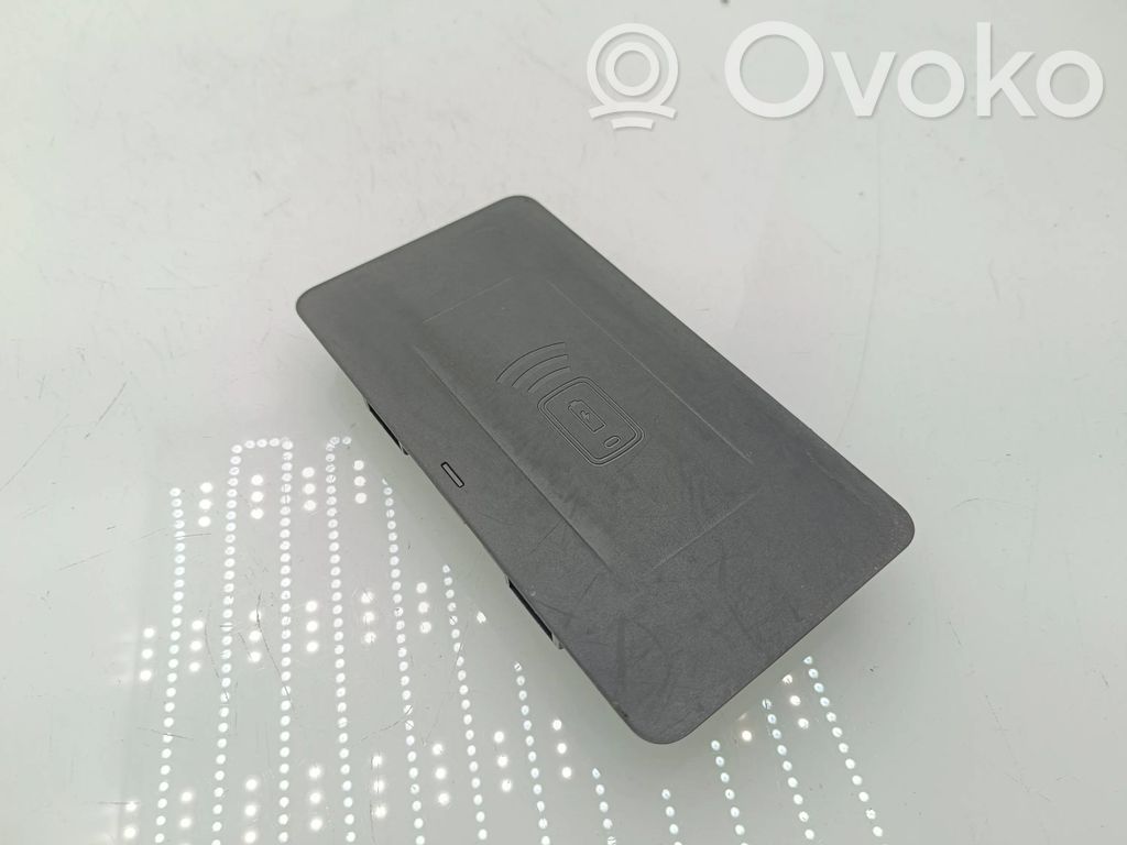 BMW Z4 g29 Wireless charging module 