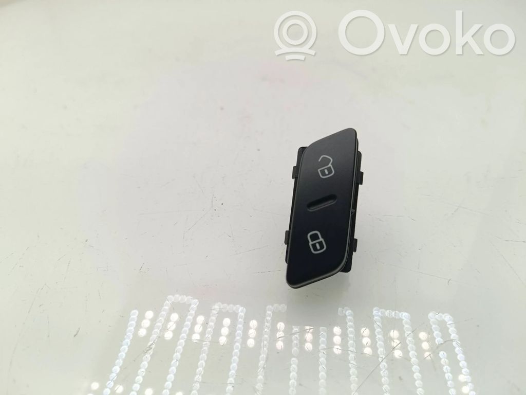 Volkswagen PASSAT B7 Central locking switch button 