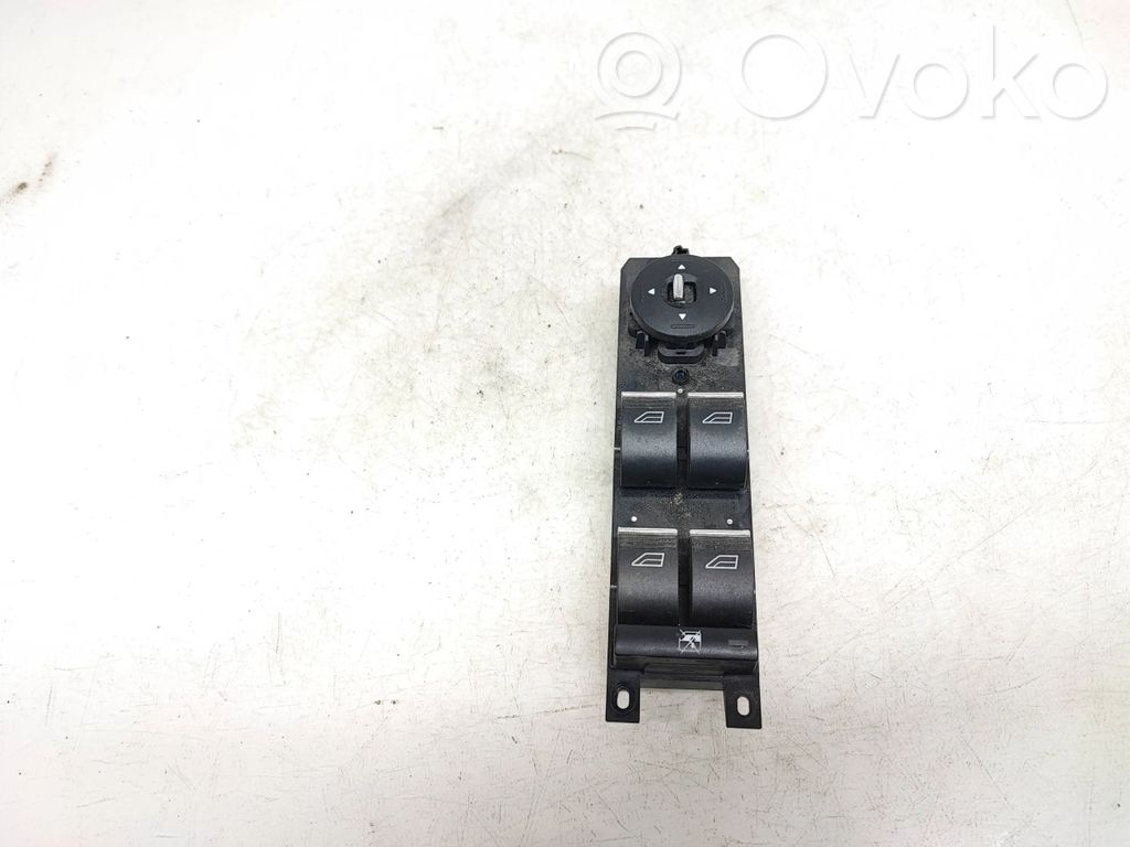 Ford Focus Electric window control switch 
