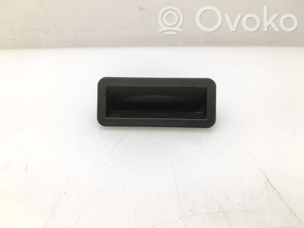 Ford Mondeo MK IV Tailgate opening switch 