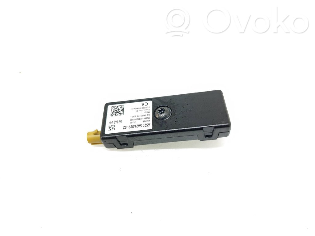 BMW 5 G30 G31 G38 Antenos stiprintuvas 
