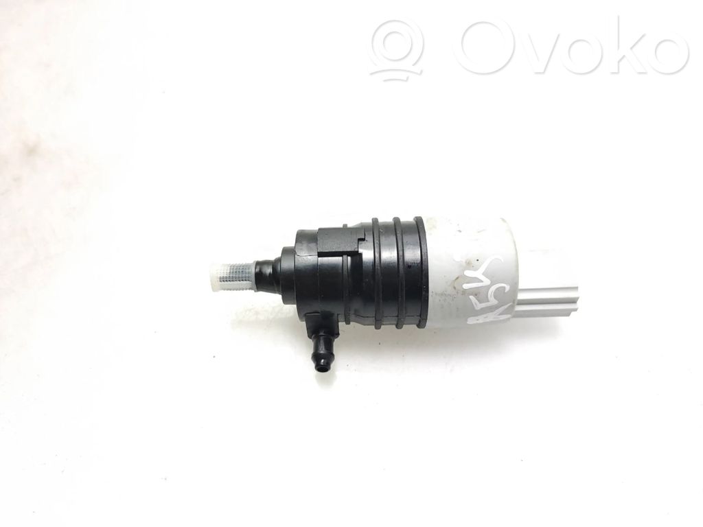 BMW 4 G22 G23 G24 G26 Windscreen/windshield washer pump 
