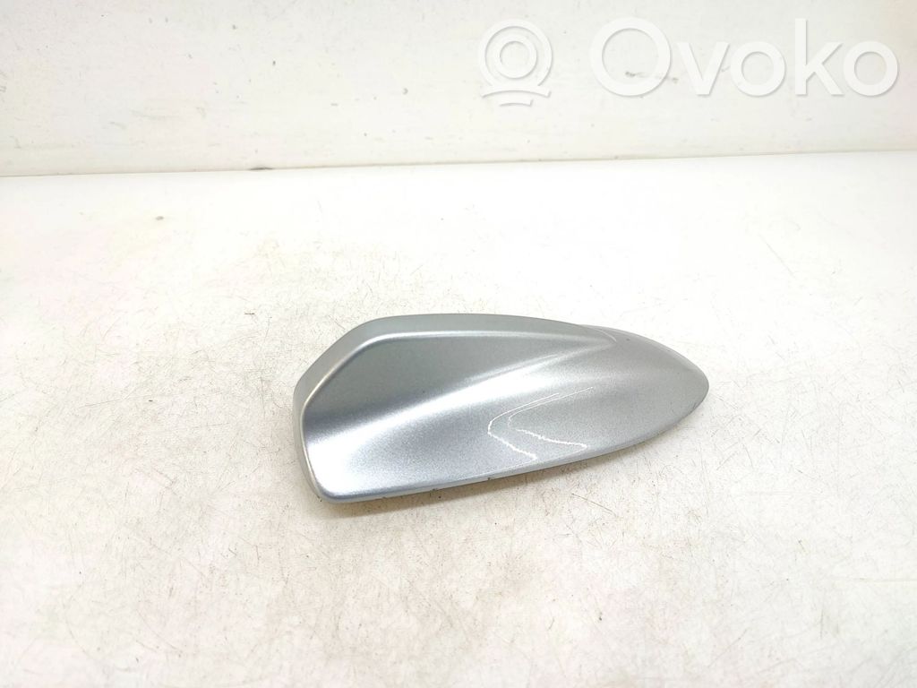 Volvo V60 GPS-pystyantenni 