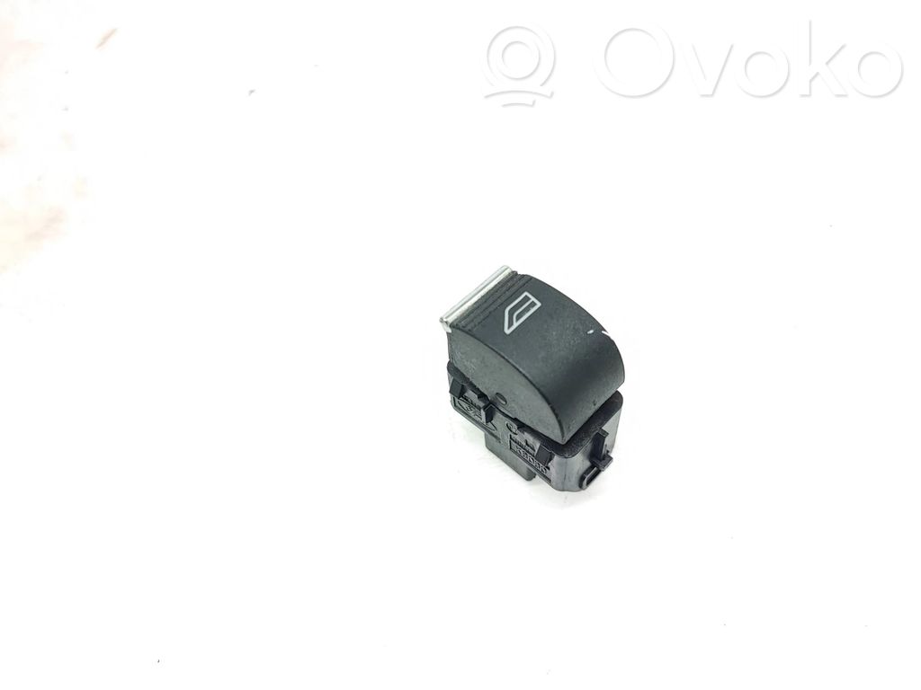 Ford Focus Electric window control switch 