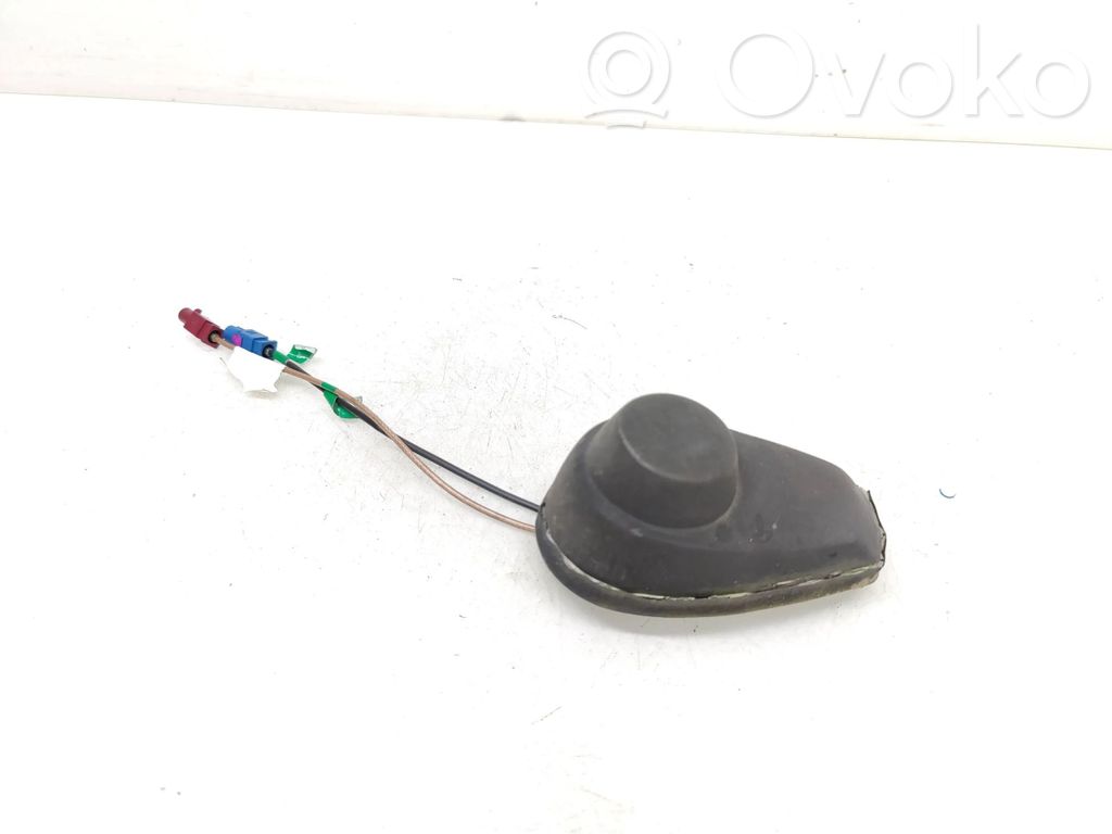 GPS-pystyantenni   7H0035507A