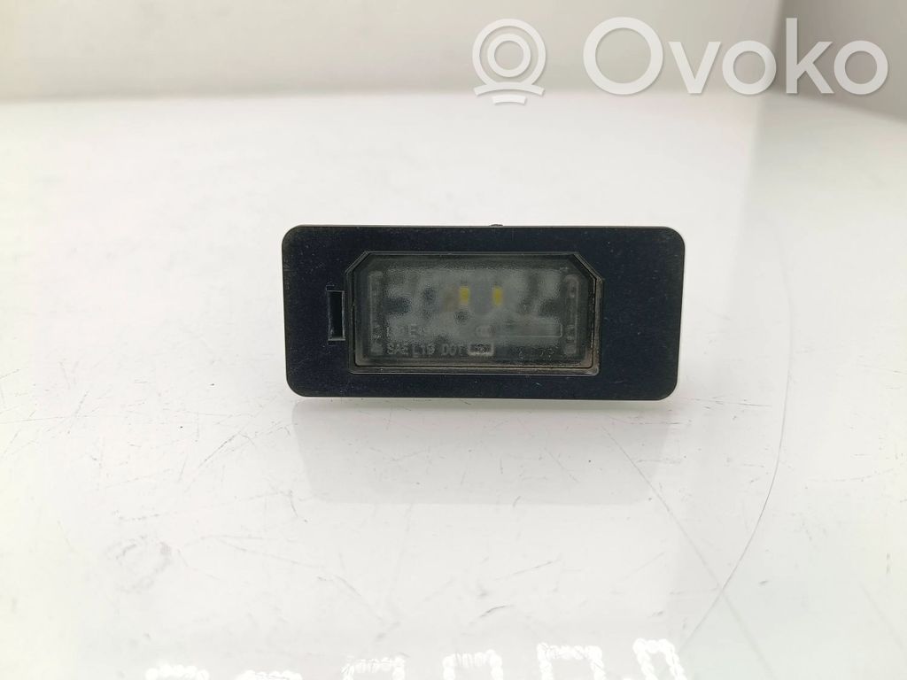 BMW 4 G22 G23 G24 G26 Numerio apšvietimas 