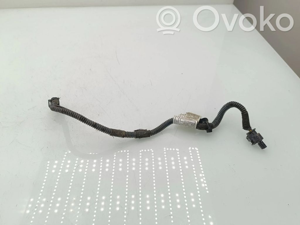 BMW 4 G22 G23 G24 G26 Kiti laidai/ instaliacija 
