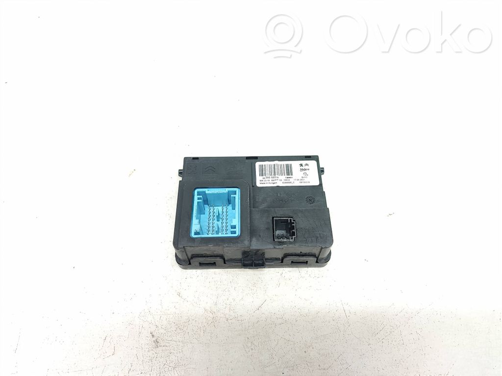 Opel Vivaro Air conditioning/heating control unit 