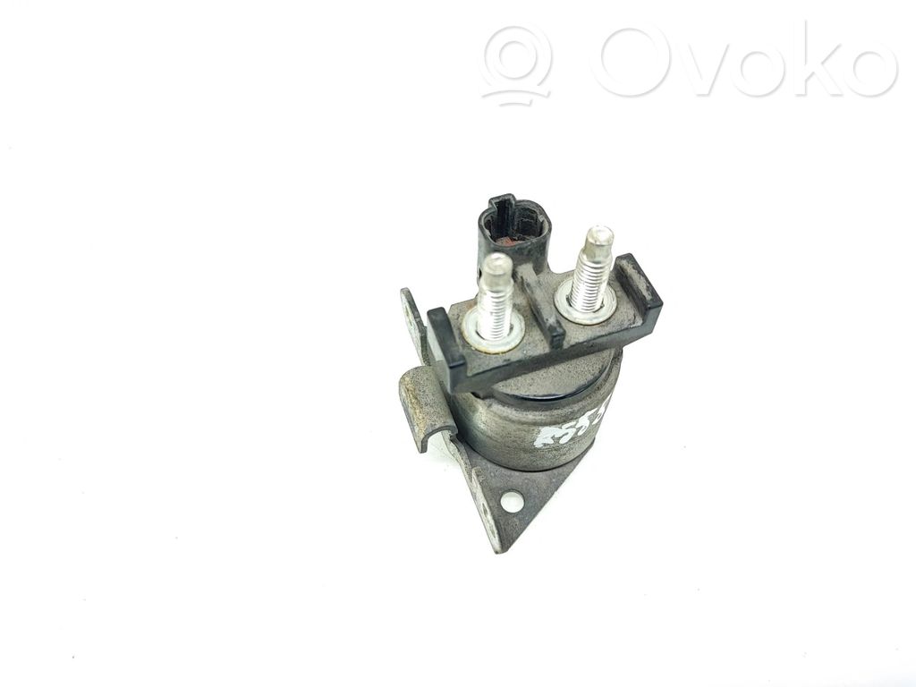 Nissan Qashqai Ignition-blocking relay 