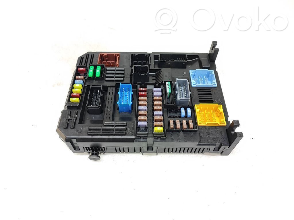 Peugeot Partner III Comfort/convenience module 