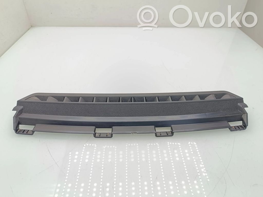BMW 4 G22 G23 G24 G26 Panelės apdaila 
