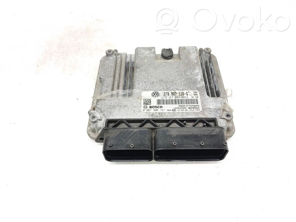Skoda Octavia Mk2 (1Z) Engine control unit/module 