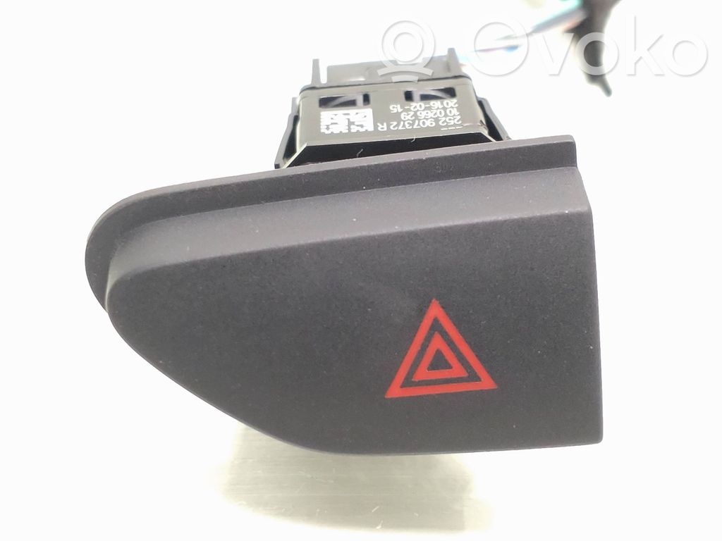 Renault Zoe Hazard light switch 