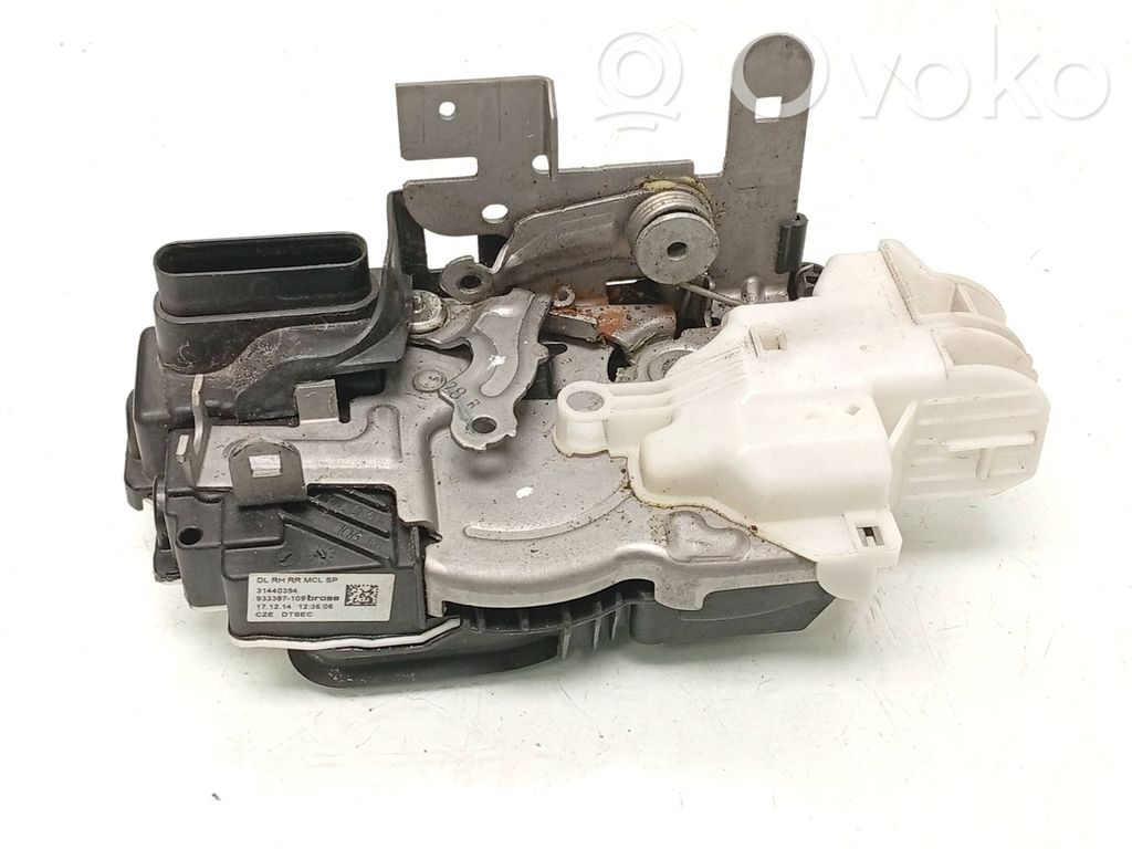 Volvo V40 Rear door lock 