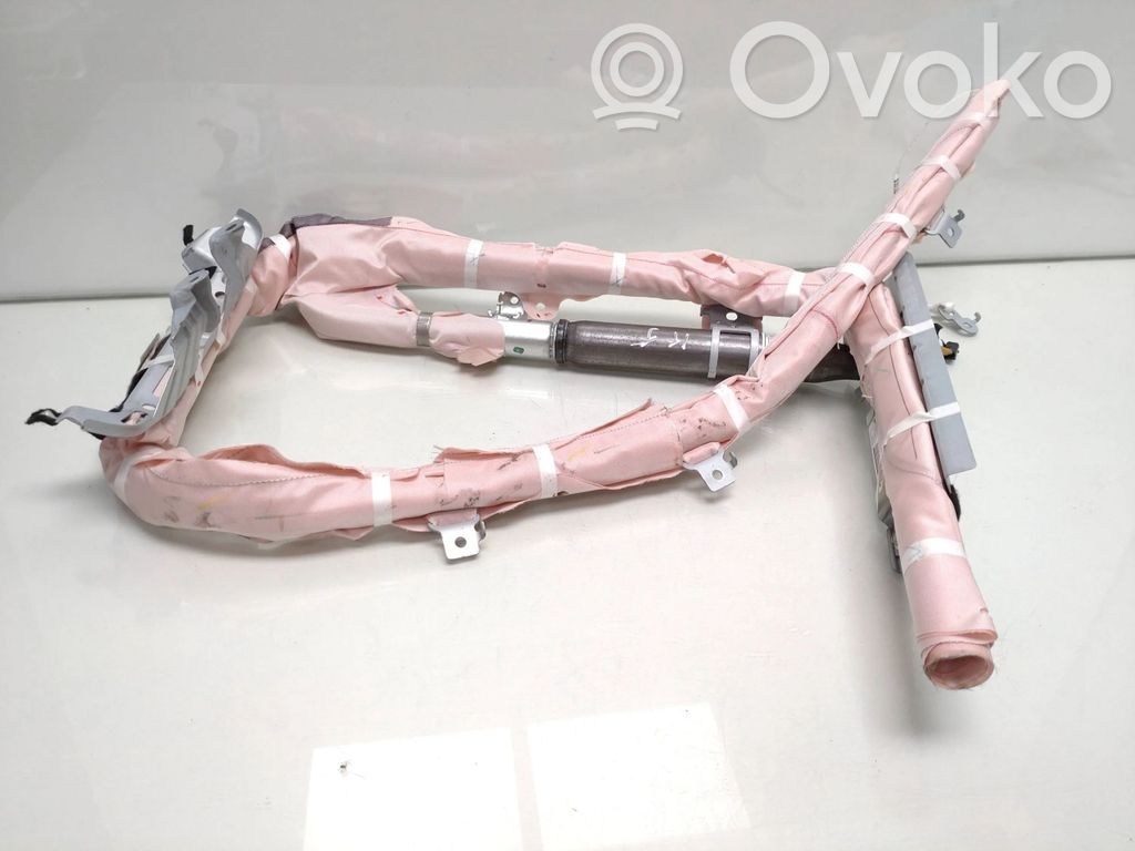 Mitsubishi ASX Stogo oro pagalvė (užuolaida) 