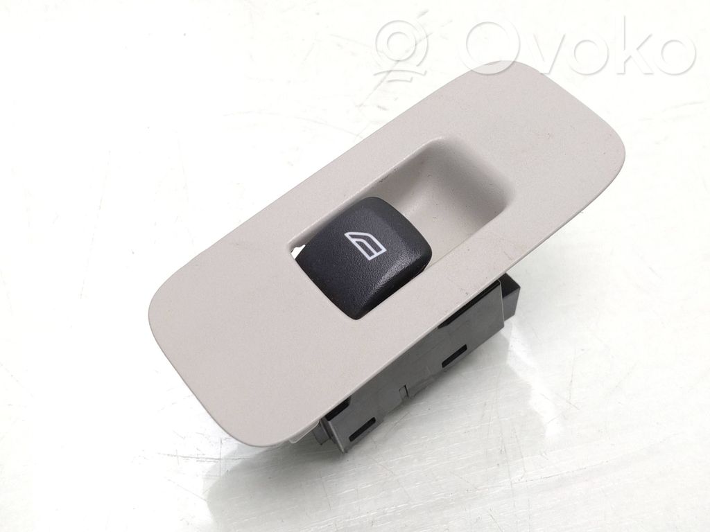 Volvo V40 Electric window control switch 