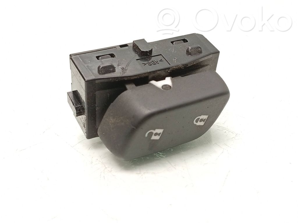 Central locking switch button   22899704