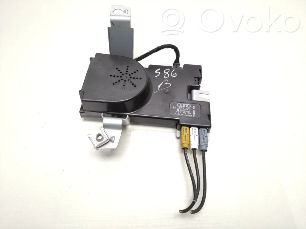 Audi A3 S3 8P Antenos stiprintuvas 