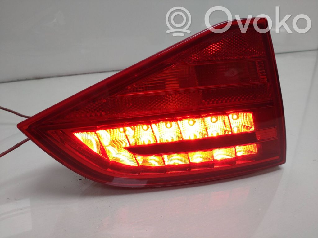 Audi A4 S4 B8 8K Tailgate rear/tail lights 