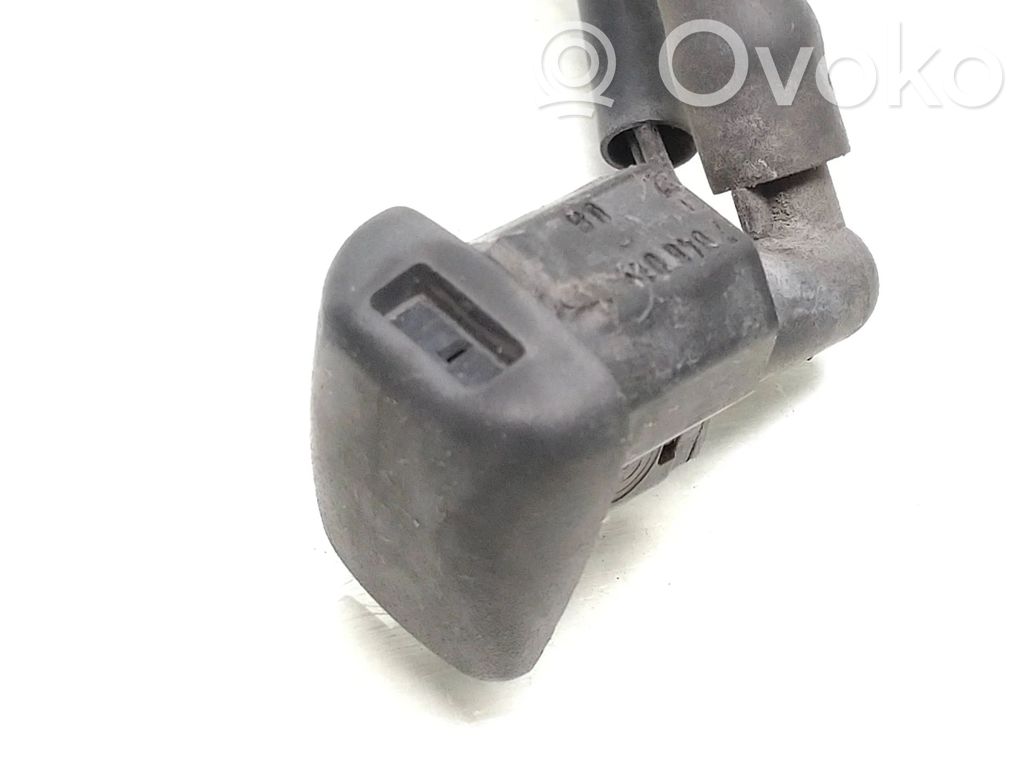 BMW 5 E60 E61 Windshield washer spray nozzle 
