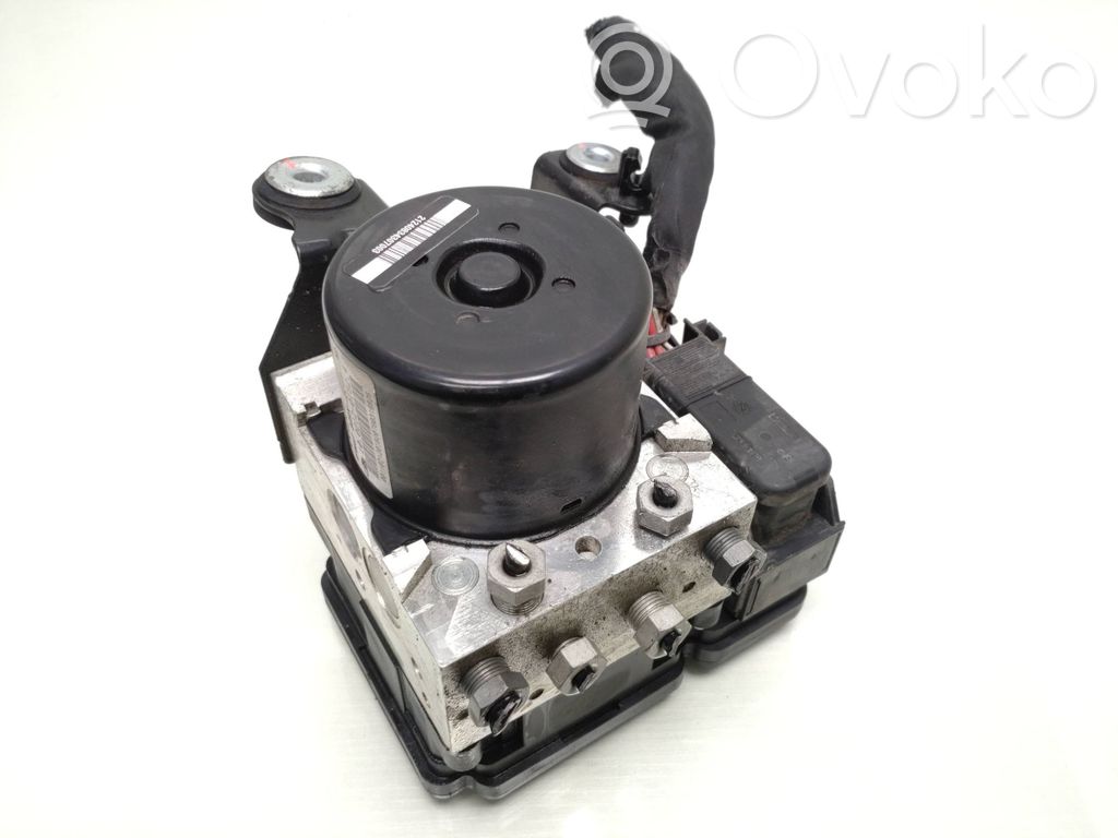 Volvo V70 ABS Pump 
