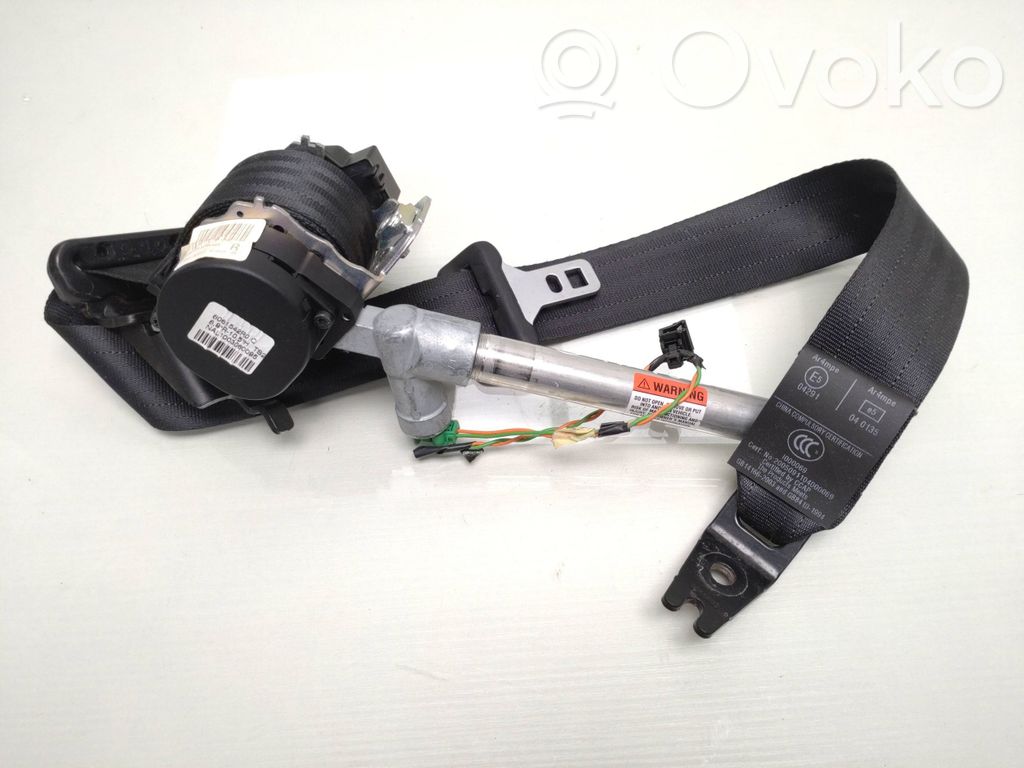 Volvo V70 Cinturón trasero 