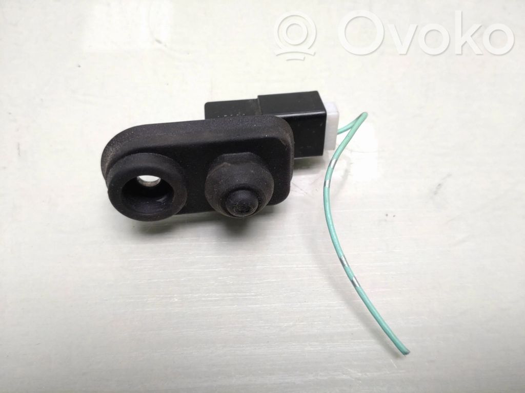 Mitsubishi ASX Front door sensor 