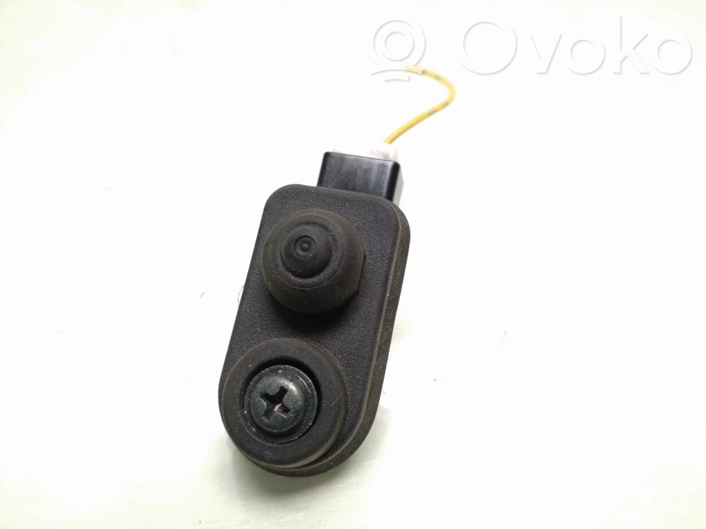 Mitsubishi ASX Front door sensor 