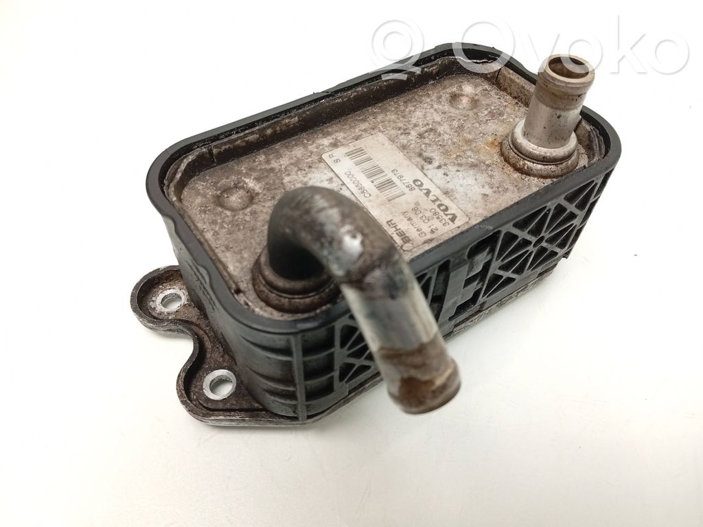 Volvo XC70 Engine oil radiator 