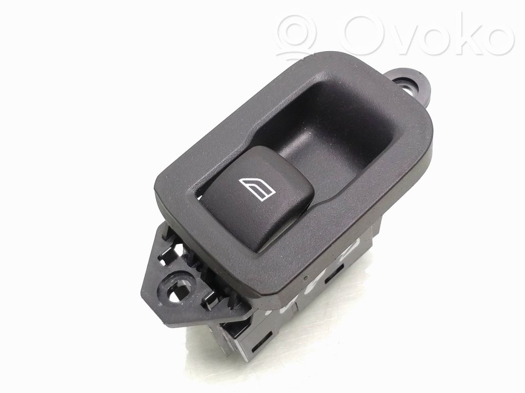 Volvo V60 Electric window control switch 