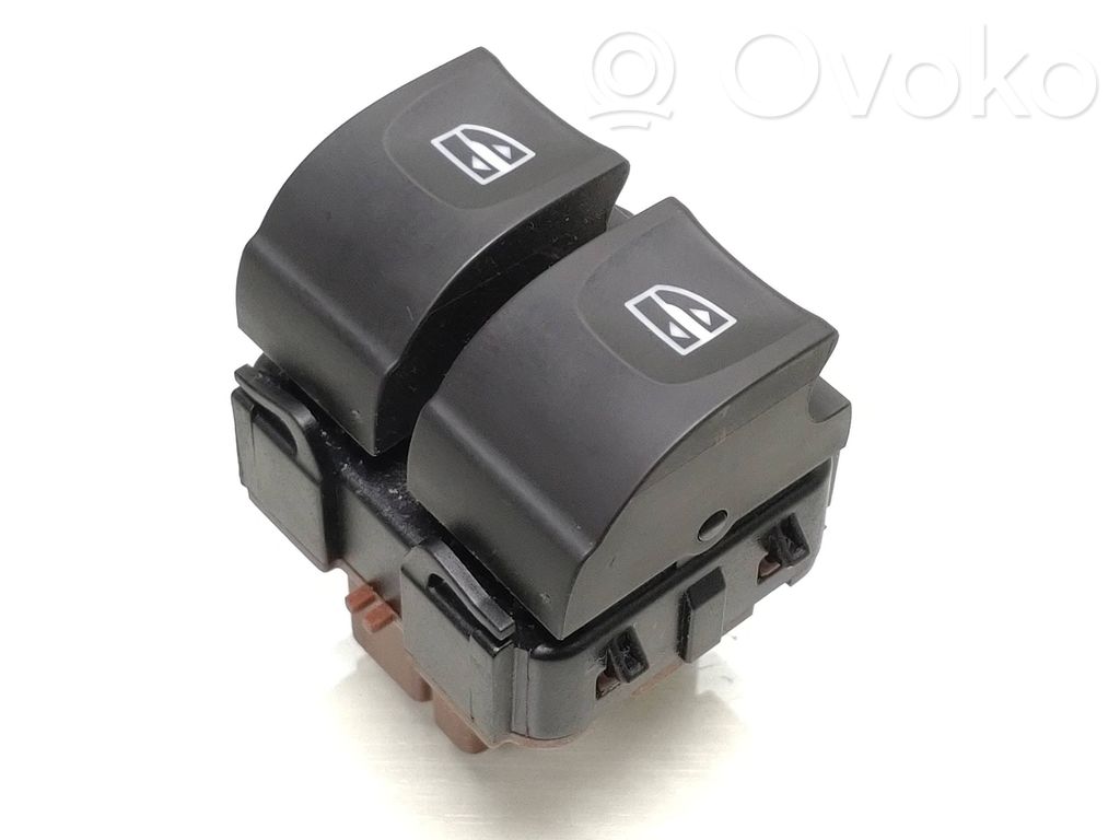 Renault Zoe Electric window control switch 