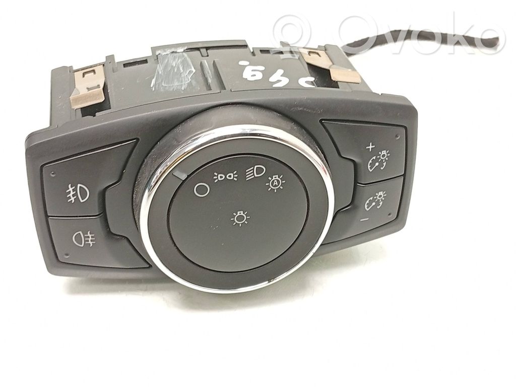 Ford Focus Light switch 