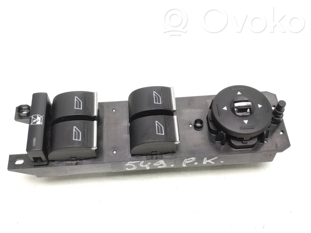 Ford Focus Electric window control switch 