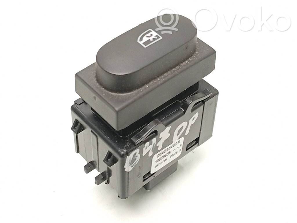 Renault Captur Electric window control switch 