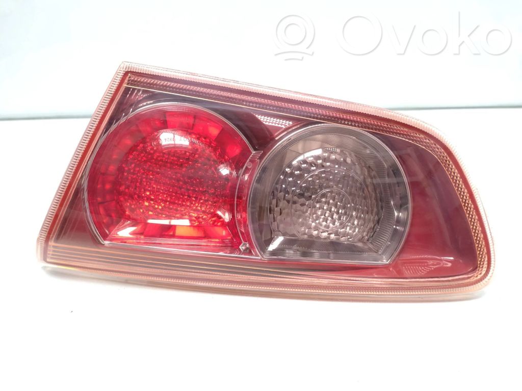 Mitsubishi Lancer VIII Takaluukun takavalot 