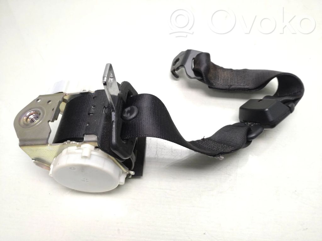 BMW 5 E60 E61 Middle seatbelt (rear) 