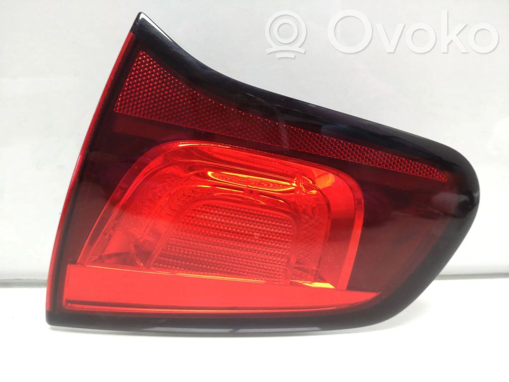 Citroen C3 Aizmugurējais lukturis pārsegā 