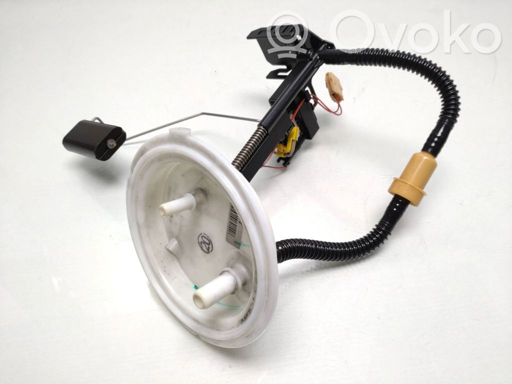 BMW 5 E60 E61 Fuel level sensor 