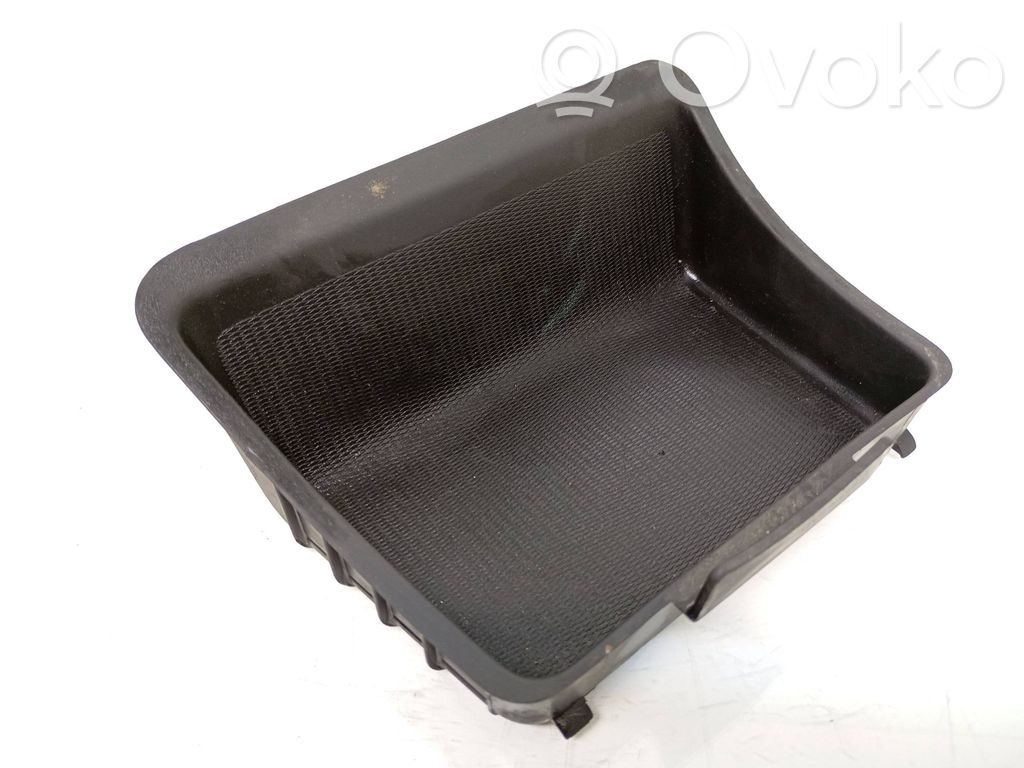 Volvo V40 Panelės stalčiuko/lentynėlės paklotėlis 